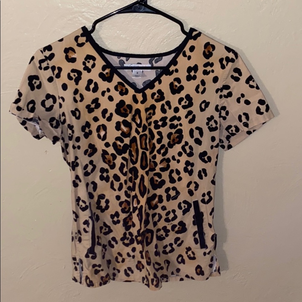 women’s scrub top